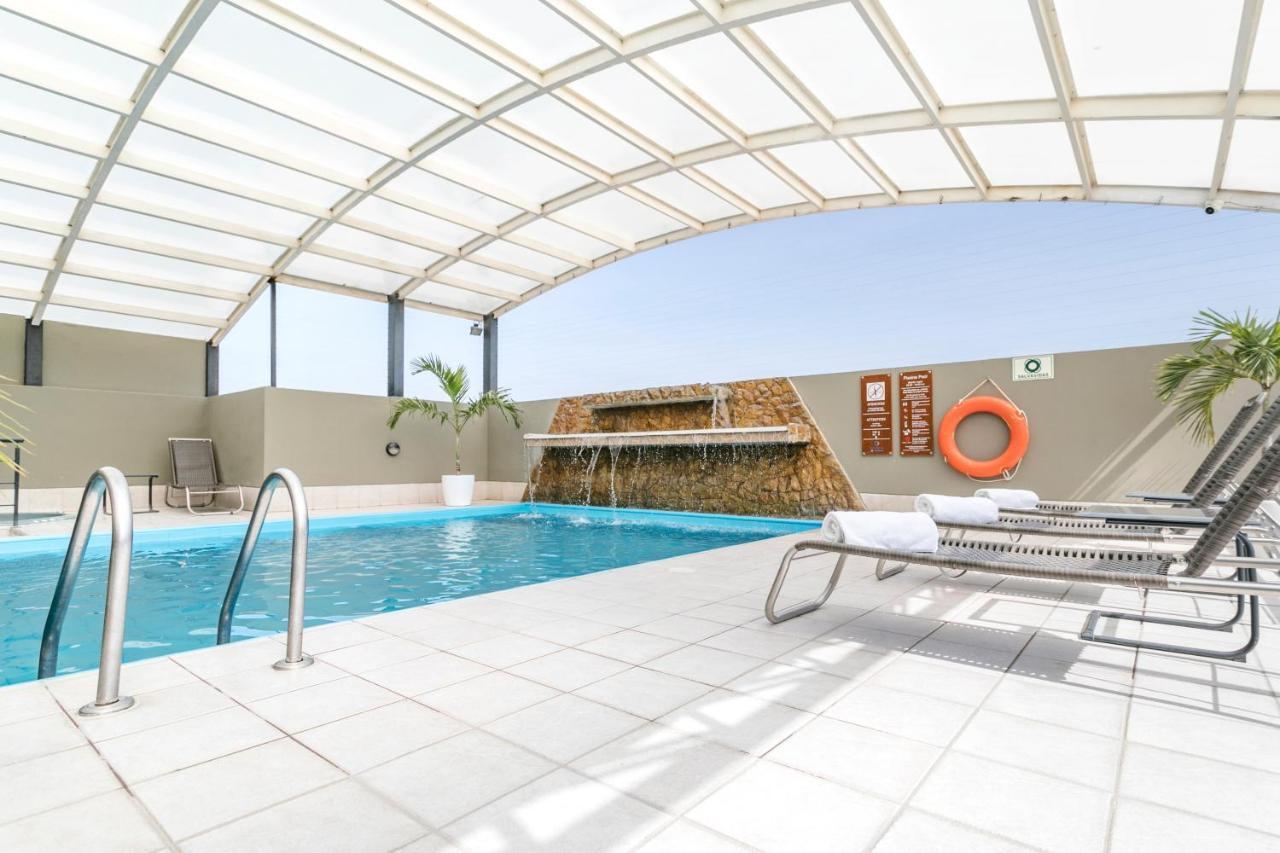 فندق Wyndham Costa Del Sol تشيكلايو المظهر الخارجي الصورة
