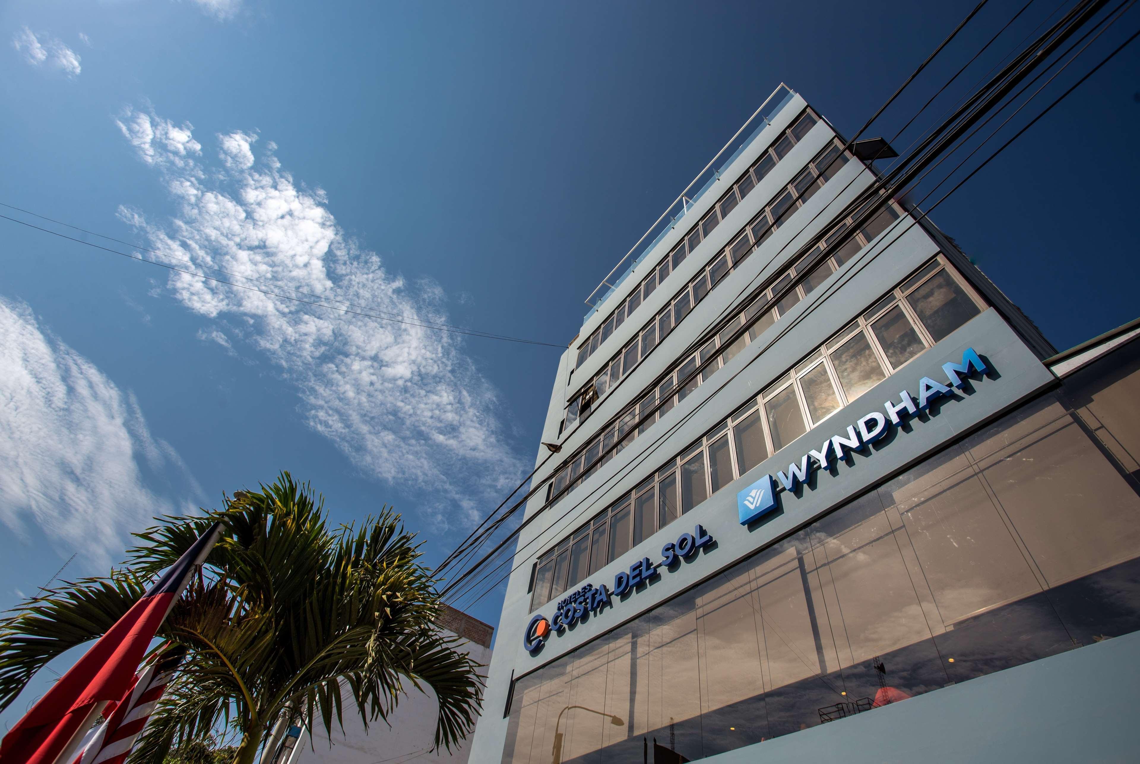فندق Wyndham Costa Del Sol تشيكلايو المظهر الخارجي الصورة