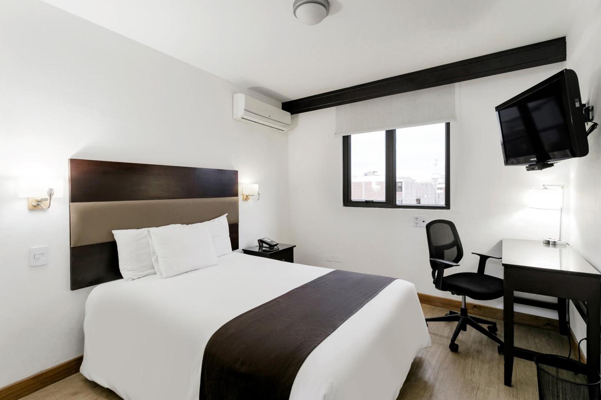 فندق Wyndham Costa Del Sol تشيكلايو المظهر الخارجي الصورة